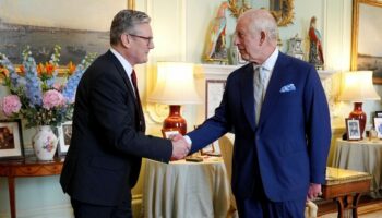 Royaume-Uni : Keir Starmer nommé Premier ministre britannique par Charles III